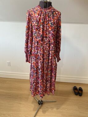 MAIA floral Long-Sleeve Midi Dress in Multi-Pink